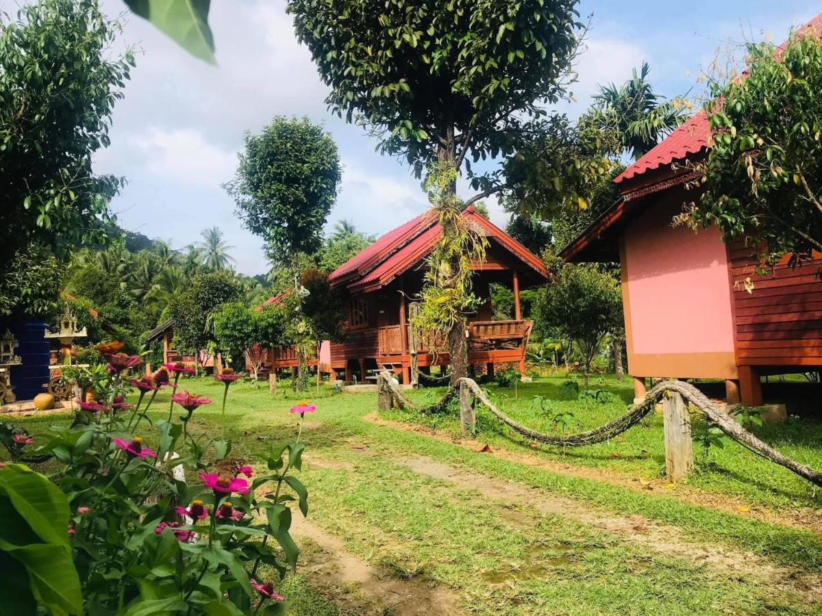Phet Ban Suan Hotel Koh Chang Exterior photo